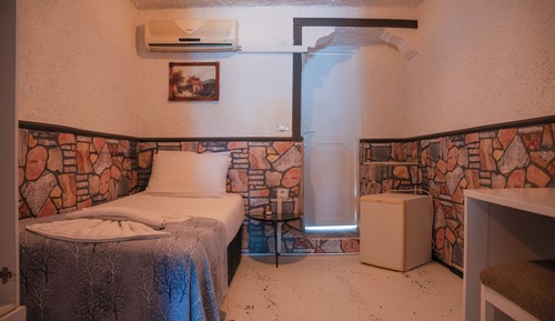 Standard Room, Multiple Beds, Sea View