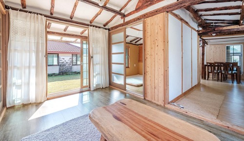 Basic Room, 2 Bedrooms (Anchae(Solitary))