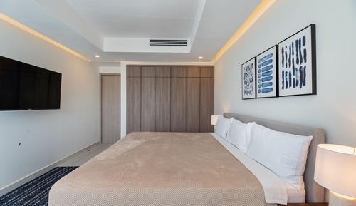 Luxury Villa, 3 Bedrooms, Non Smoking, Pool Access