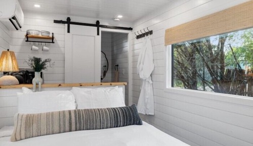 Premium Cabin, Garden Area