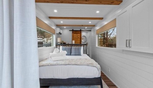 Premium Cabin, Pets Allowed, Garden Area