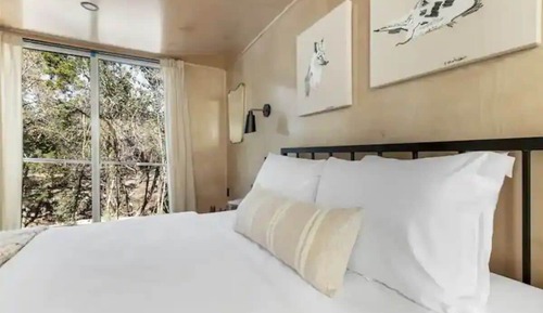 Luxury Cabin, Pets Allowed, Garden Area