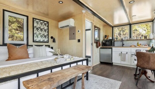 Luxury Cabin, Pets Allowed, Garden Area