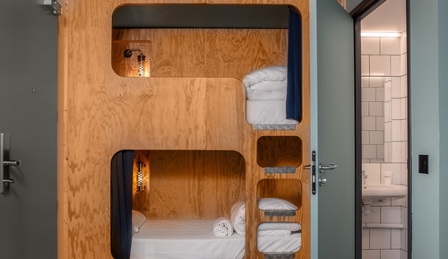 Deluxe Quadruple Room