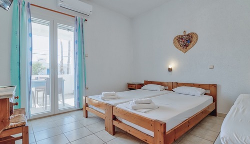 Basic Triple Room
