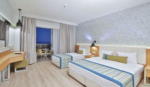 Family Room, 2 Bedrooms