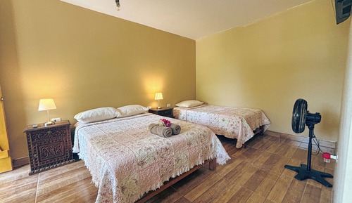 Standard Triple Room, Private Bathroom