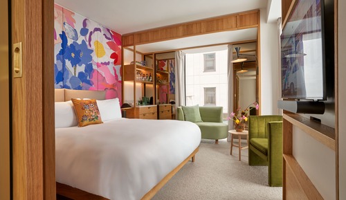 Henrietta Suite