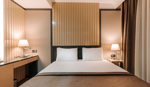 Standard Room, City View
