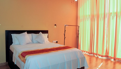 Deluxe Triple Room, Balcony, Mountainside