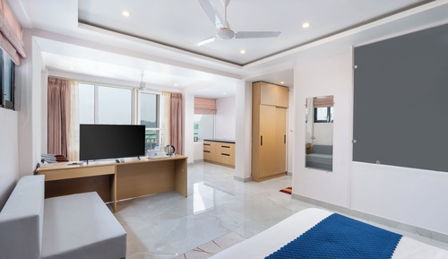 Luxury Room, 1 Bedroom, Non Smoking, Mountain View