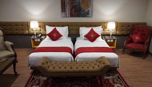 Suite, 2 Twin Beds, Non Smoking