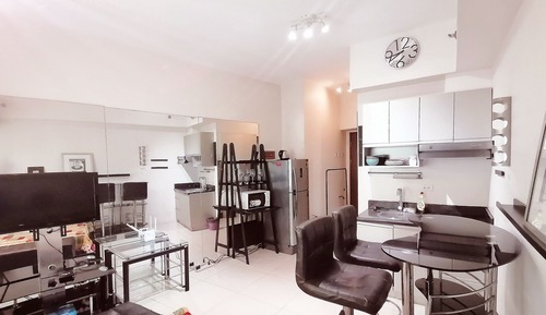 Deluxe Studio Suite