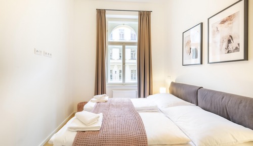 Apartment (P4)