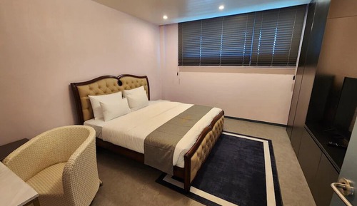 Luxury Studio Suite
