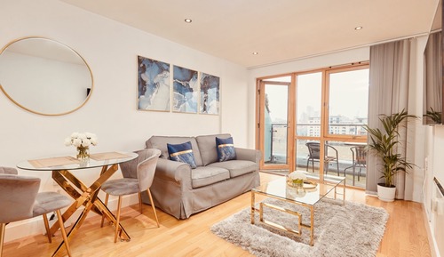 Deluxe Apartment, Private Bathroom, River View