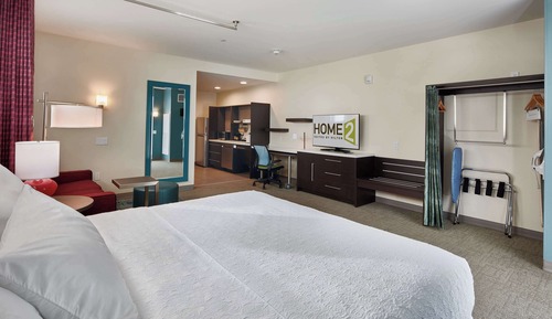 Studio Suite, 1 King Bed, Corner
