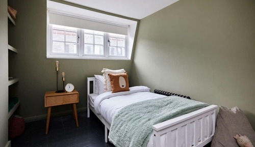 House (3 Bedrooms)