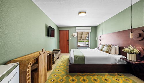 Deluxe Room, 1 King Bed
