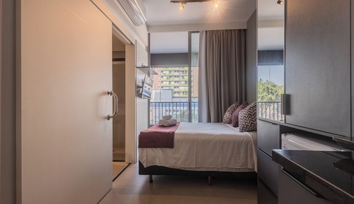 Exclusive Studio (517512)