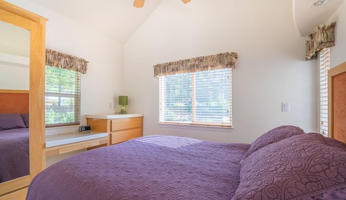 Luxury Cottage, 1 Bedroom, River View, Mountainside