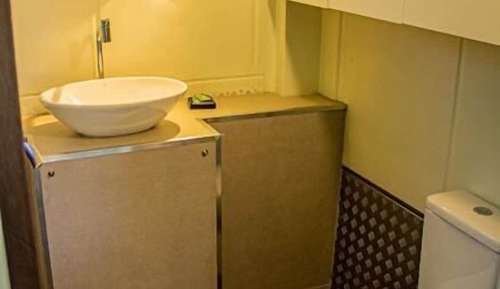 Comfort Cabin