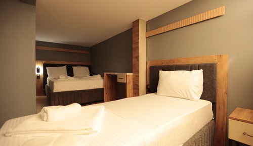 Design Quadruple Room