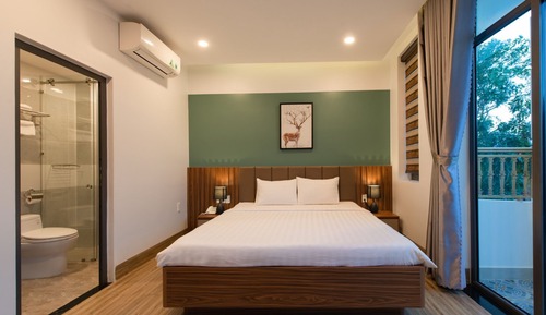 Grand Villa, Multiple Bedrooms