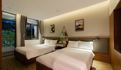 Basic Twin Room