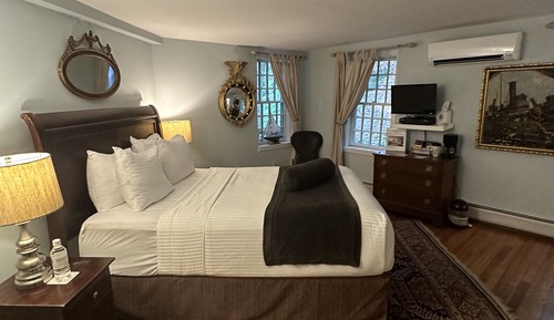 Captain's Room
