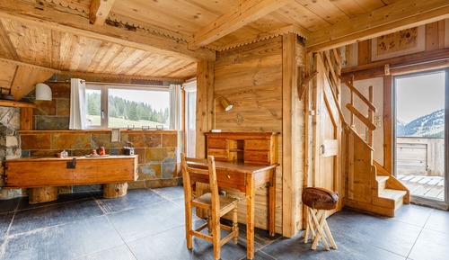 Traditional Suite