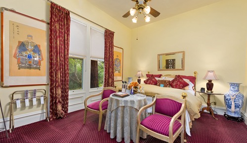 Superior Single Room, Bathtub, Garden View