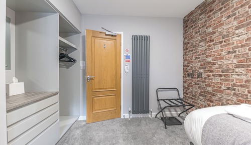 Classic Single Room