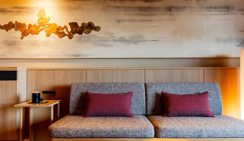 Japanese-style Deluxe Twin Room on Higher Floor with Open-Air Bath,2 extra beds,Max 4 pax,NonSmoking
