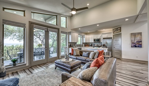 House, Multiple Beds, Hot Tub