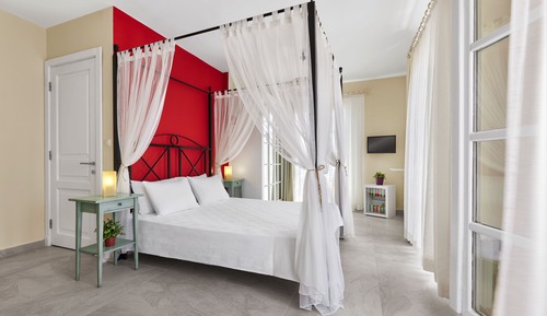 Superior Room with Balcony