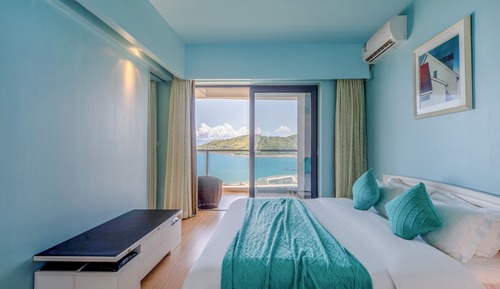 Superior Apartment, 2 Queen Beds, Sea View