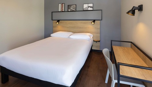 Standard Room, 1 Double Bed