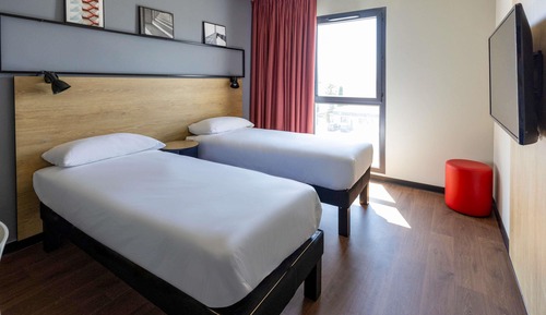 Standard Room, 2 Twin Beds