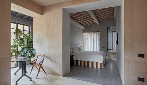 Suite, 1 King Bed