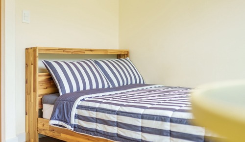 Basic Room, 1 Bedroom (203(Ocean View/No cooking))