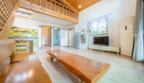 Basic Room, 2 Bedrooms (Woodi)
