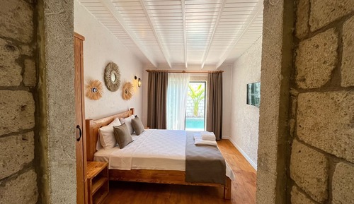 Exclusive Room, Pool View, Poolside