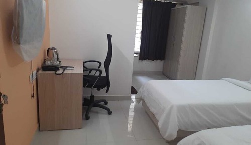 Deluxe Apartment
