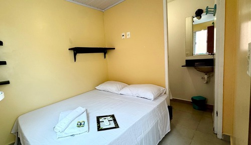 Economy Room