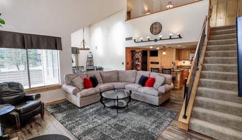 Condo, 2 Bedrooms