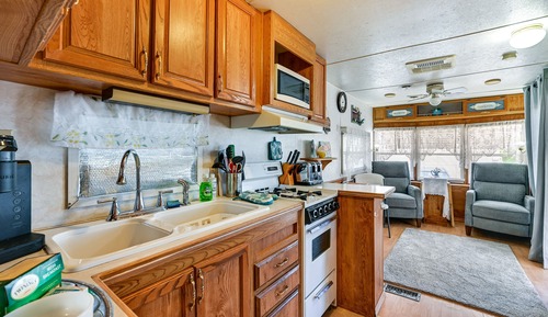 House (1 Bedroom)