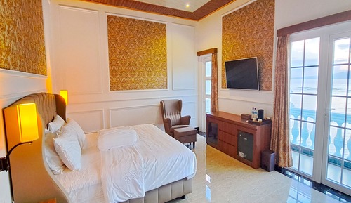 Panoramic Suite