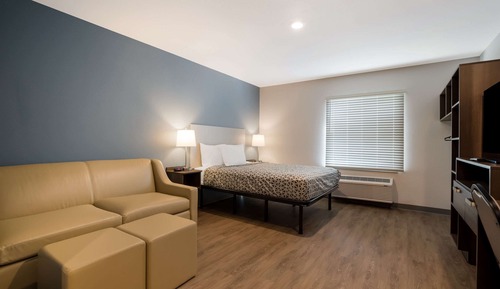 Standard Room, 1 Queen Bed with Sofa bed, Non Smoking