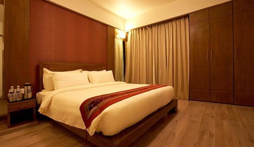 Executive Room
